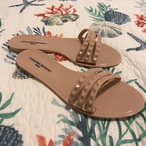 Alexandria Brandao Miami sandals